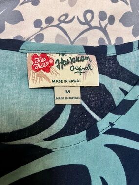 Hilo Hattie Hawaiian Original Women's Teal and Navy Floral Hi-Low Dress